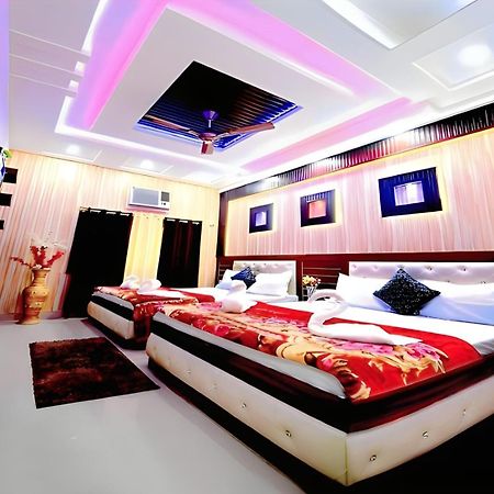 Taj Square A Luxurious Family Homestay Agra  Dış mekan fotoğraf