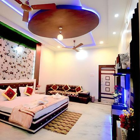 Taj Square A Luxurious Family Homestay Agra  Dış mekan fotoğraf