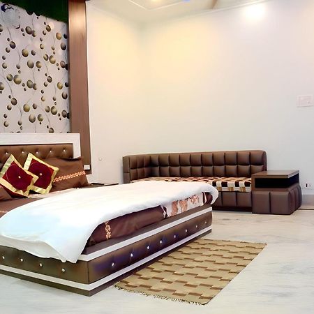 Taj Square A Luxurious Family Homestay Agra  Dış mekan fotoğraf