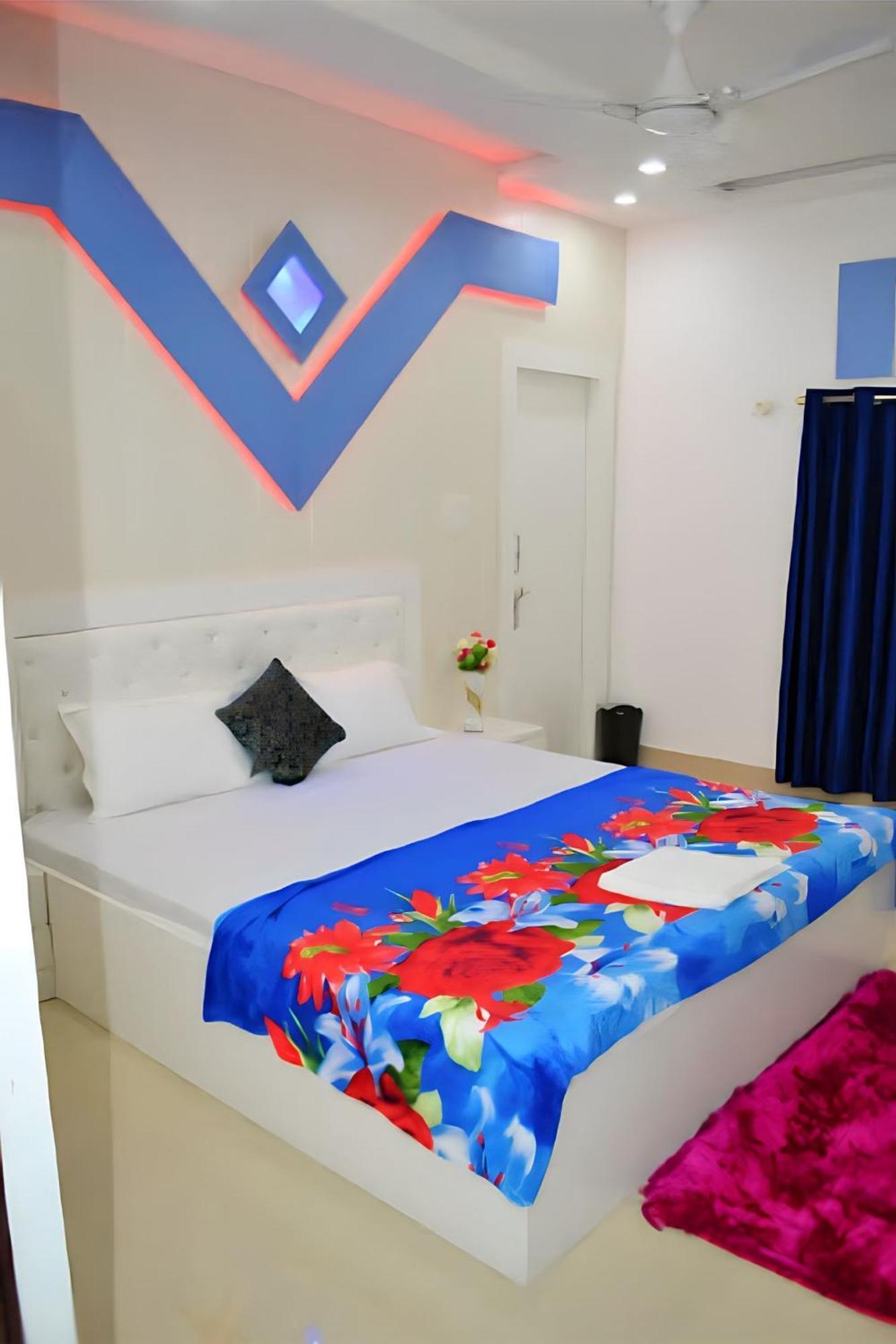 Taj Square A Luxurious Family Homestay Agra  Dış mekan fotoğraf