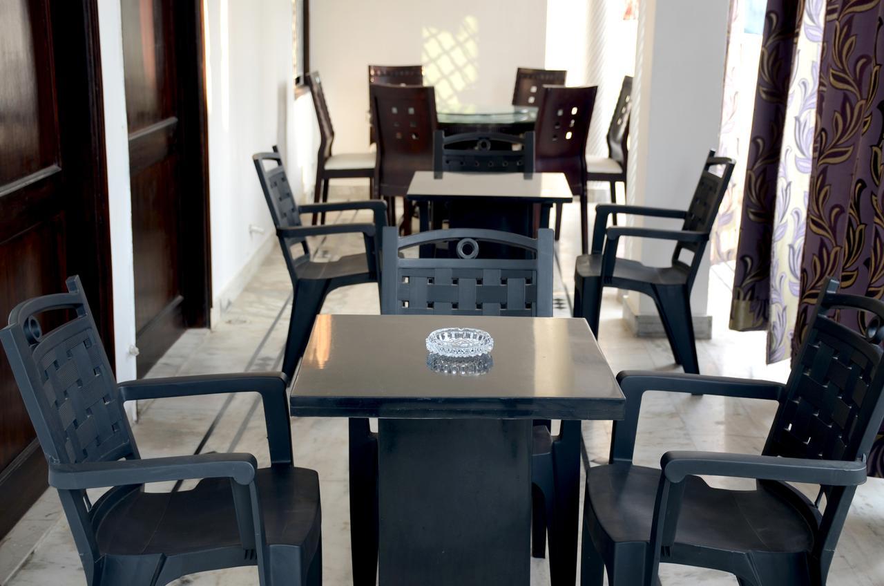 Taj Square A Luxurious Family Homestay Agra  Dış mekan fotoğraf