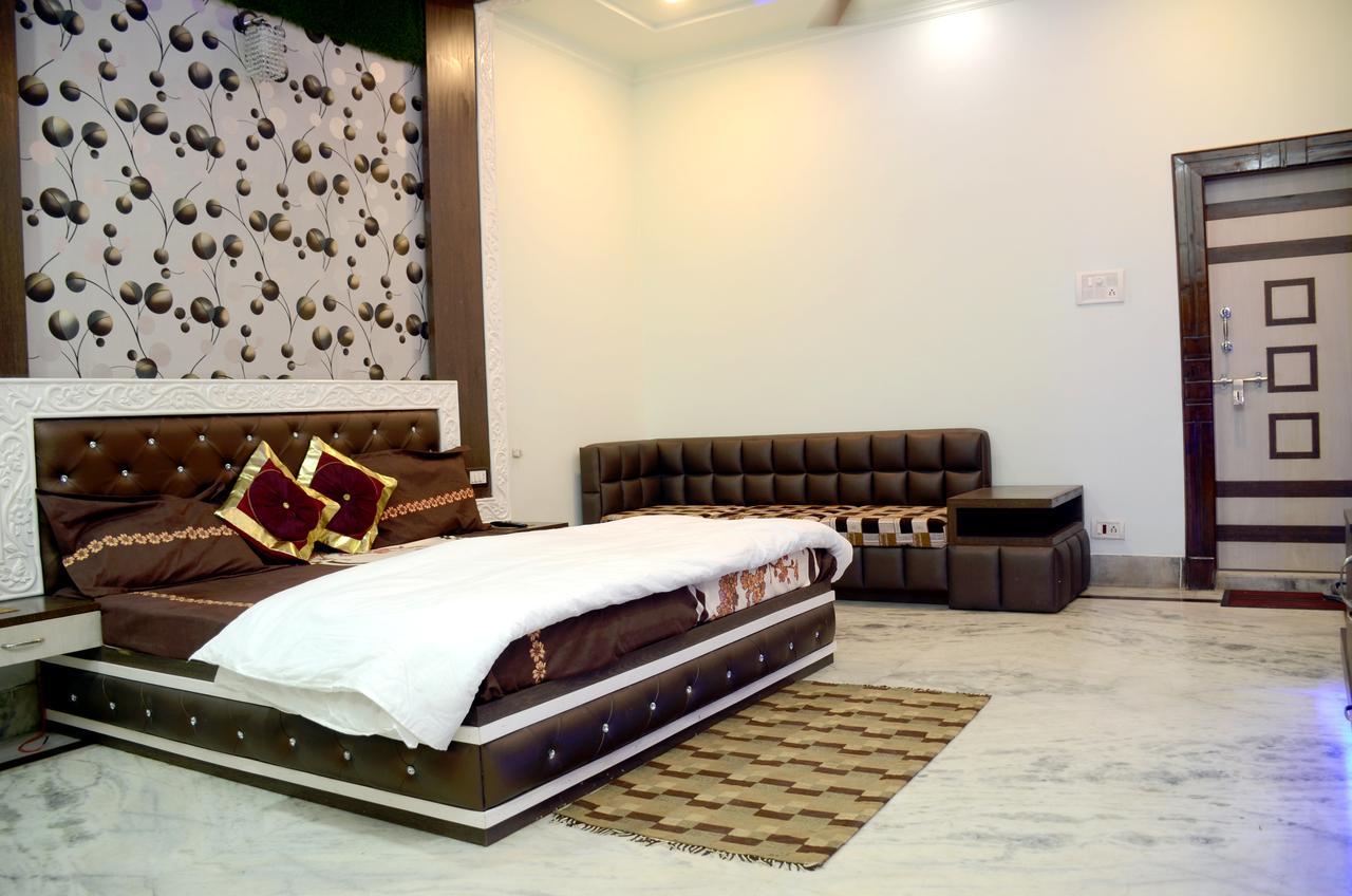 Taj Square A Luxurious Family Homestay Agra  Dış mekan fotoğraf