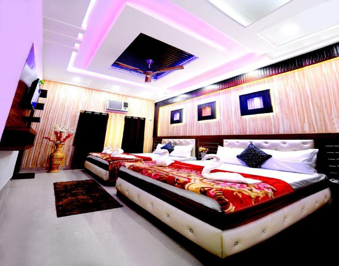 Taj Square A Luxurious Family Homestay Agra  Dış mekan fotoğraf